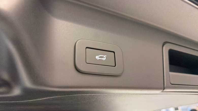 Land Rover Range Rover Evoque 1.5 P270e Edition 5dr Auto Hatchback